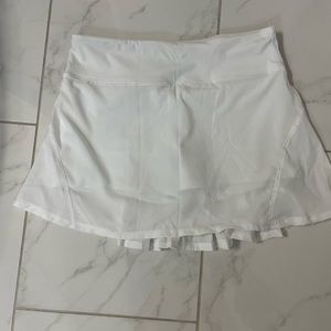 White tennis skirt COPY?